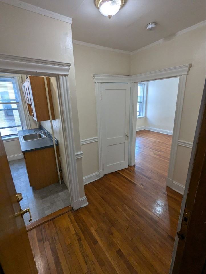 363 Riverway #21 - Photo 4 of 5