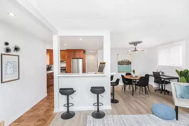 83 Edwina Crt - Photo 3 of 25