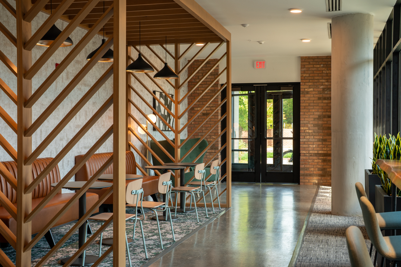 The Ellis - Photo 5 of 21