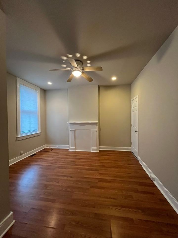 403 N Henry St - Photo 3 of 22