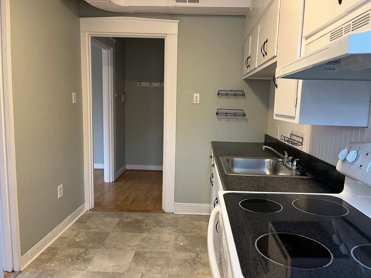 200-202 E. Lemon St. - Photo 3 of 25