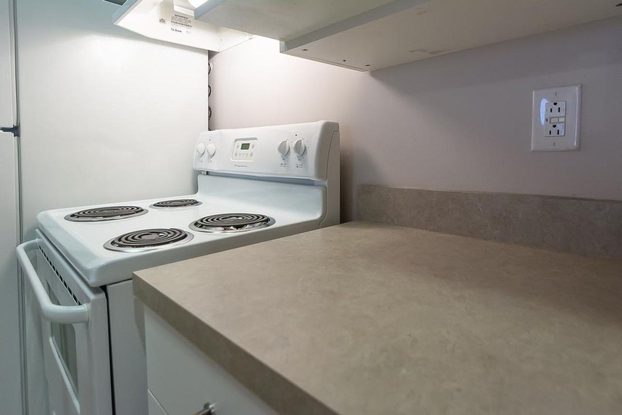 Tenth & College Apartments - Photo 3 of 50