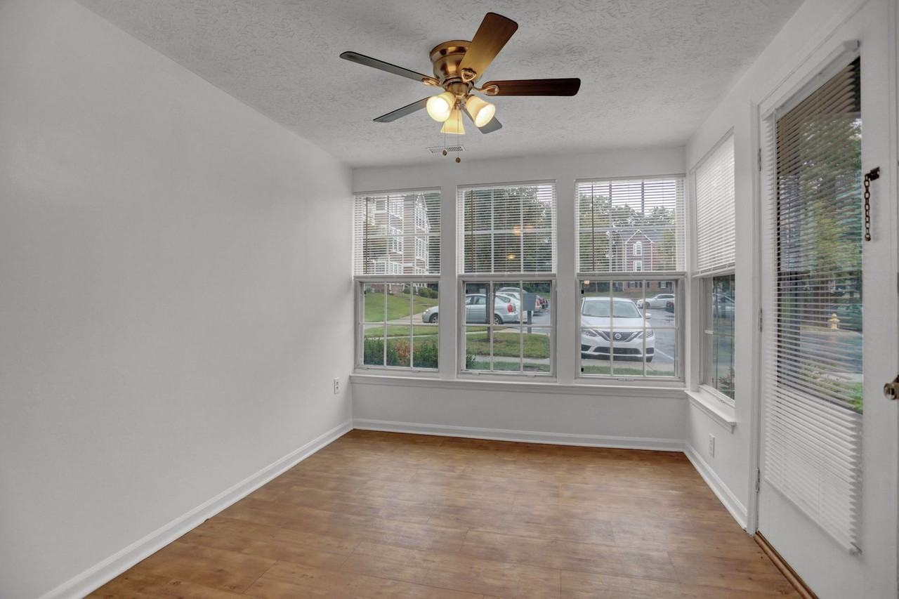 904 Swallow Crest Court #A - Photo 7 of 35