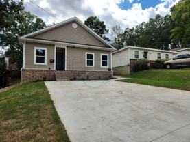 Newly Remodeled Townhouse in Hillcrest Area - Photo 1 of 1