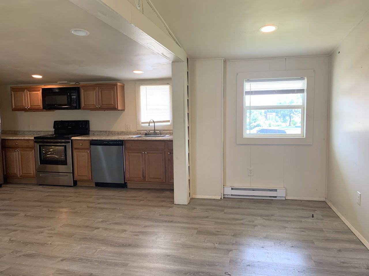 302B Fairmount Ave - Photo 3 of 15