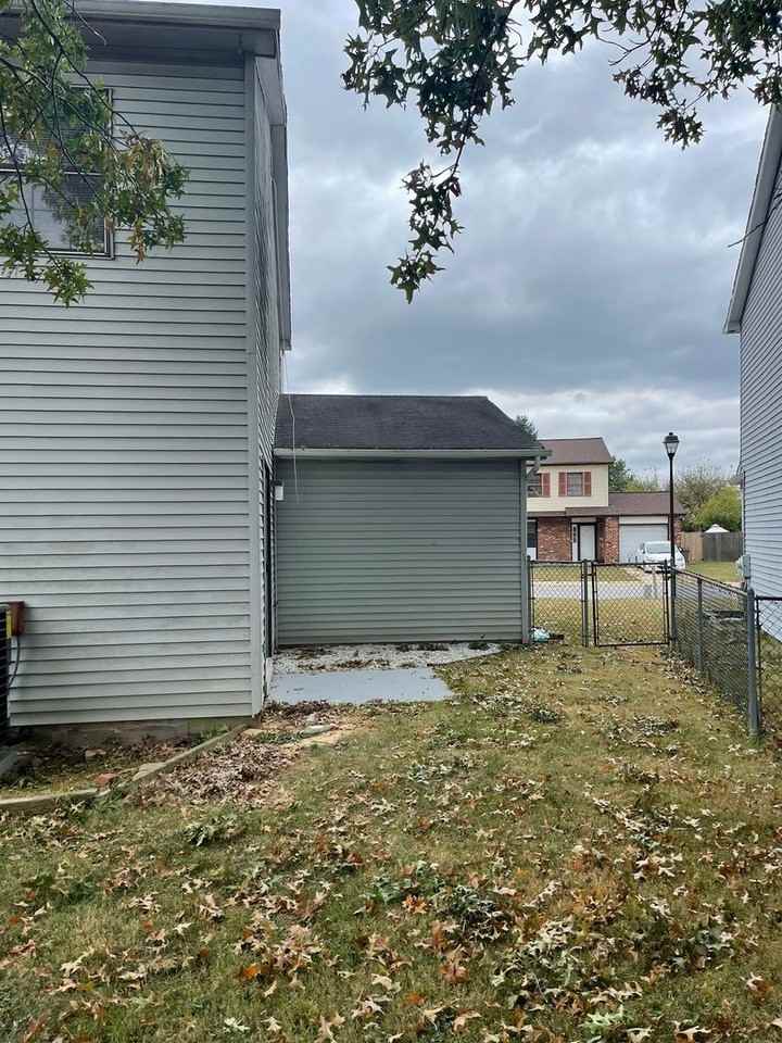 207 Channing Dr - Photo 4 of 29