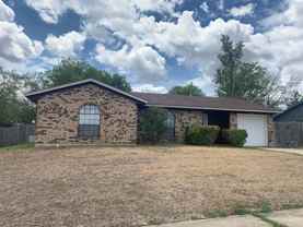 2808 Persimmon Dr - Photo 1 of 1