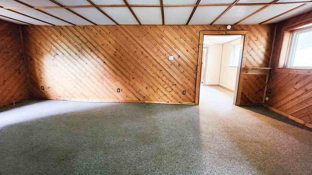 5600 Columbia Dr - Photo 2 of 20