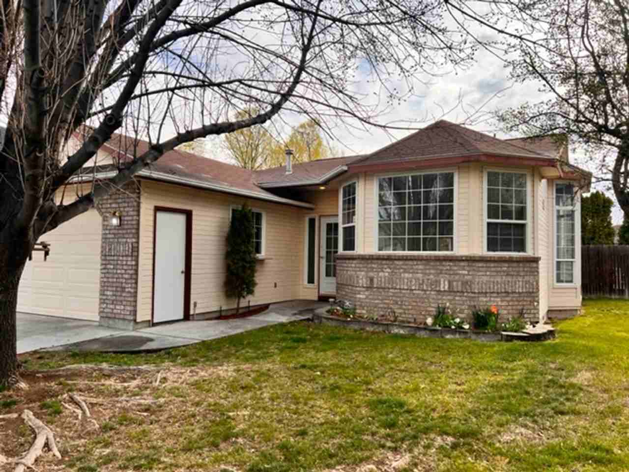 4650 N Date Palm Ave - Photo 2 of 31