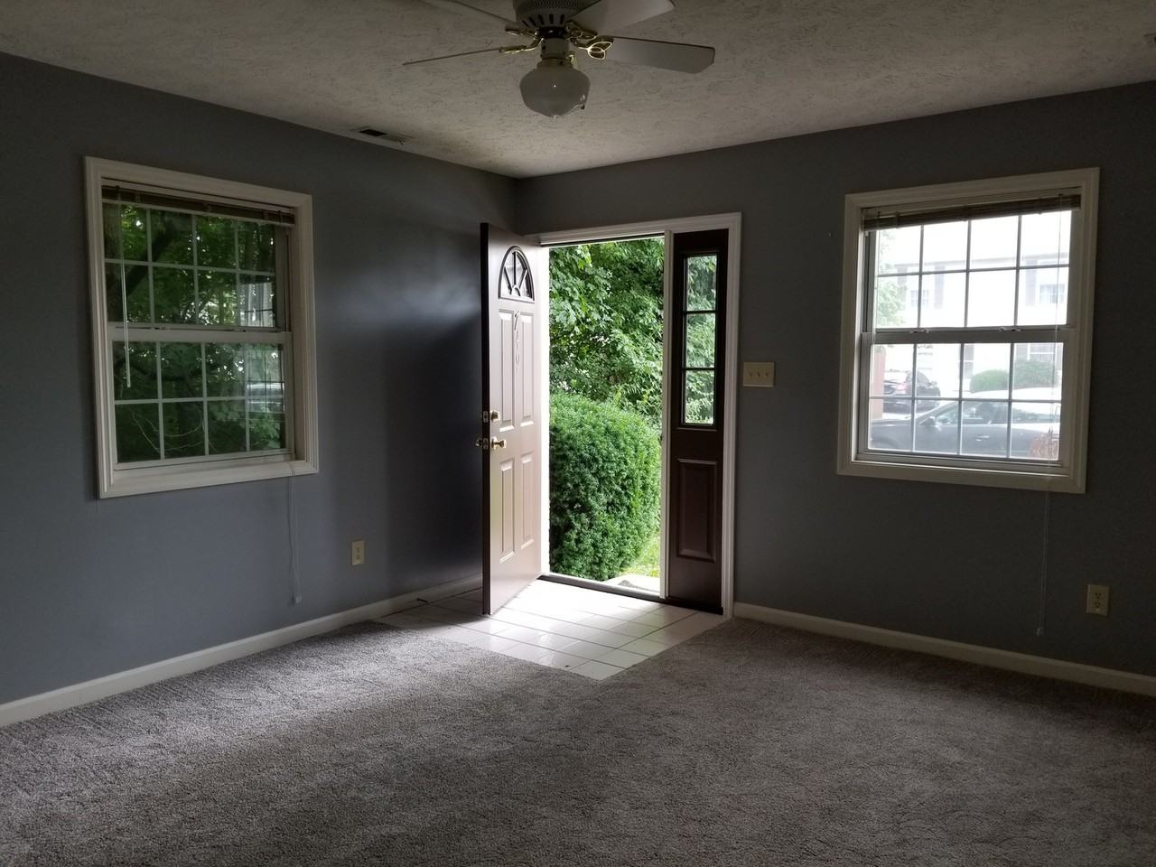 749 E Sherwood Hills Dr - Photo 4 of 18