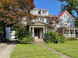 featured image of 896-900 Grove Street