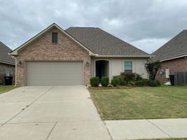 featured image of 606 Acacia Dr