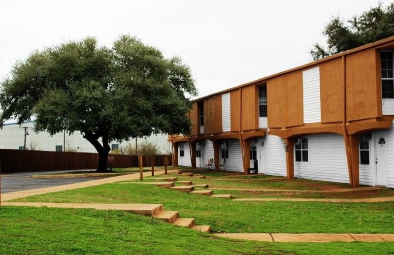 127 Sunnydale St - Photo 3 of 5