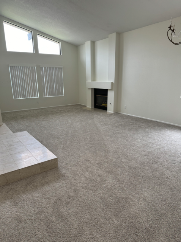 13617 Heather Way - Photo 2 of 9