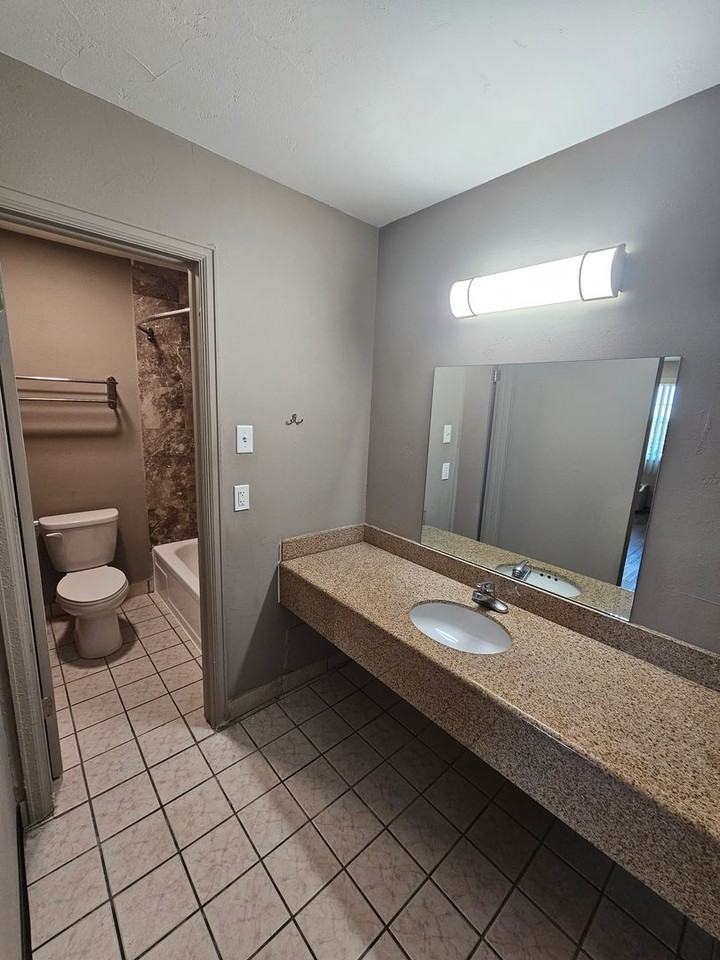 2468 E Pikes Peak Ave #258 - Photo 3 of 11