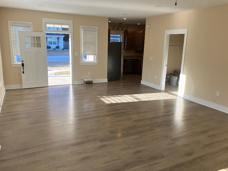 412 Sablewood Dr - Photo 3 of 10
