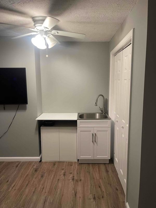 12421 Old Colony Dr - Photo 3 of 8