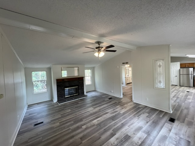 210 Hillcrest Rd - Photo 2 of 11