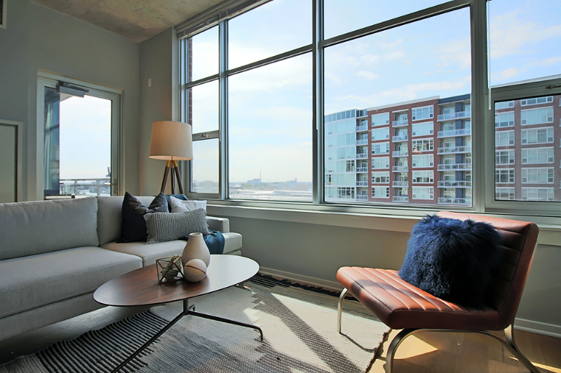 144 West Roosevelt Road - Photo 2 of 17