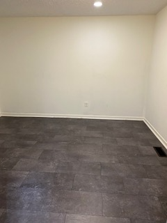 167 Windy Hill Ct - Photo 3 of 17