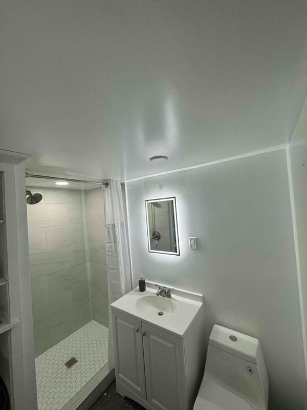 8304 Adelphi Rd - Photo 2 of 5
