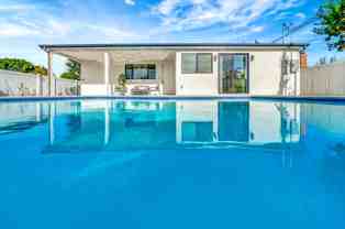 19138 Bassett St #NA - Photo 1 of 1