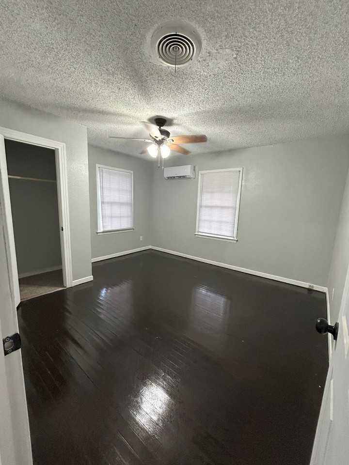 1265 Marshall St #NA - Photo 2 of 14