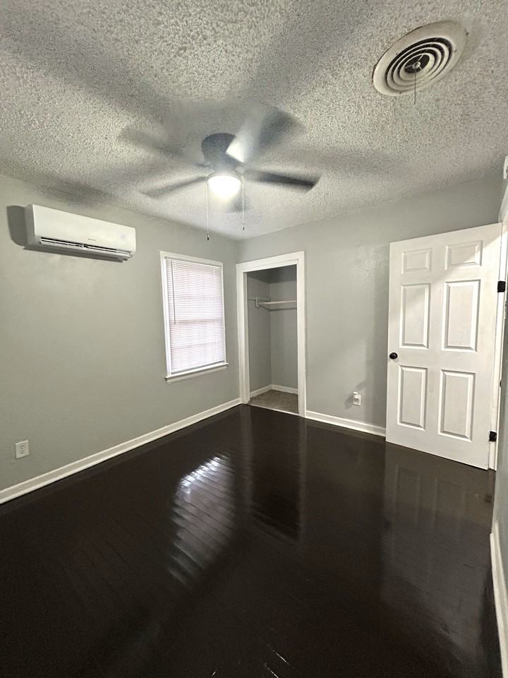 1265 Marshall St #NA - Photo 3 of 14