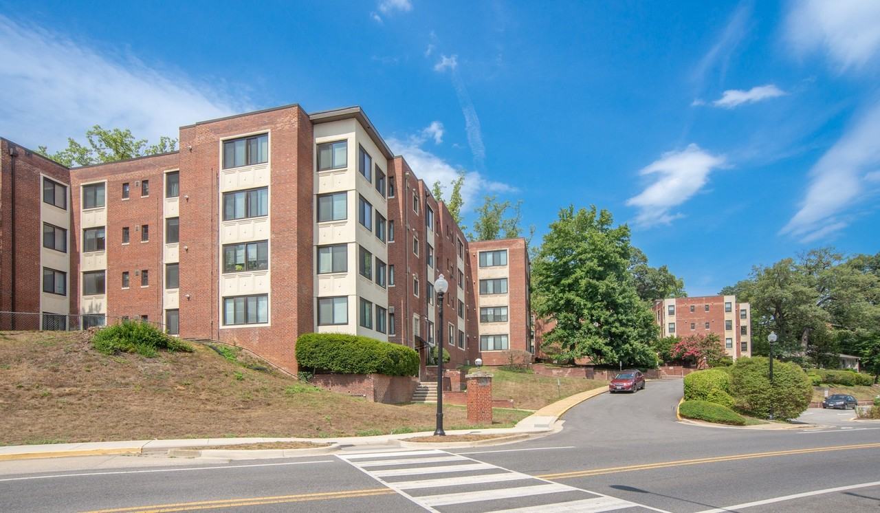 Prince Georges Apartments - Photo 3 of 27