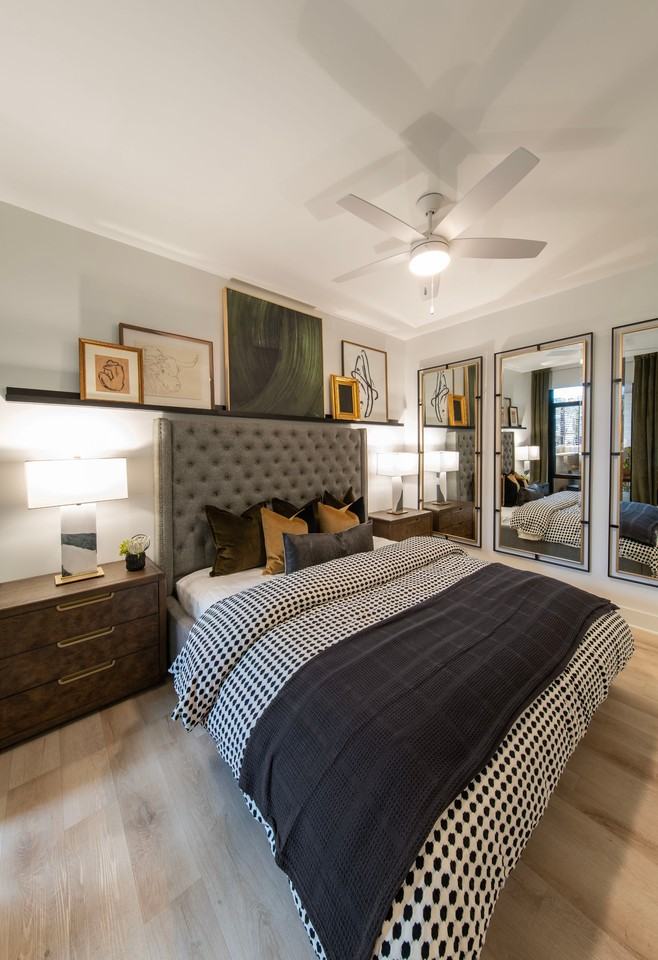 The Crescent - Photo 5 of 14