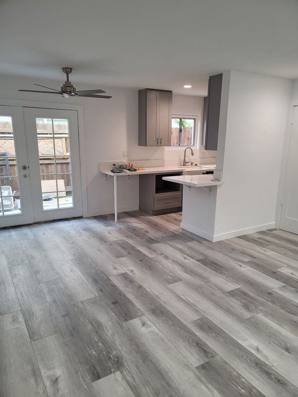 1144 W Balboa Blvd - Photo 3 of 8