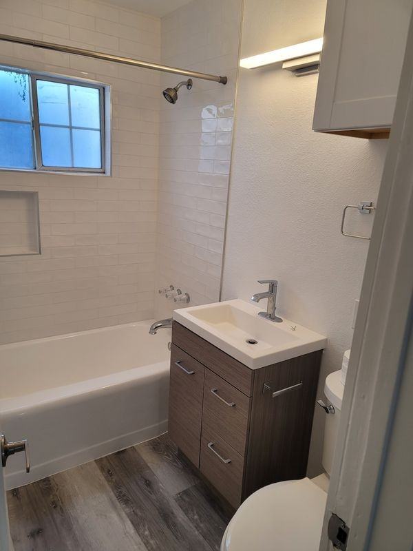 1144 W Balboa Blvd - Photo 6 of 8