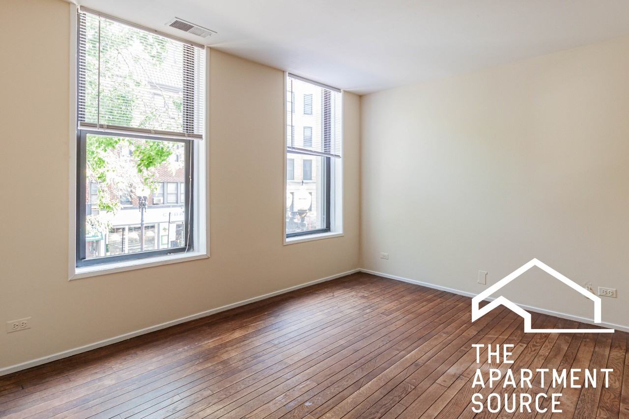 600 W Surf St #3 - Photo 6 of 22