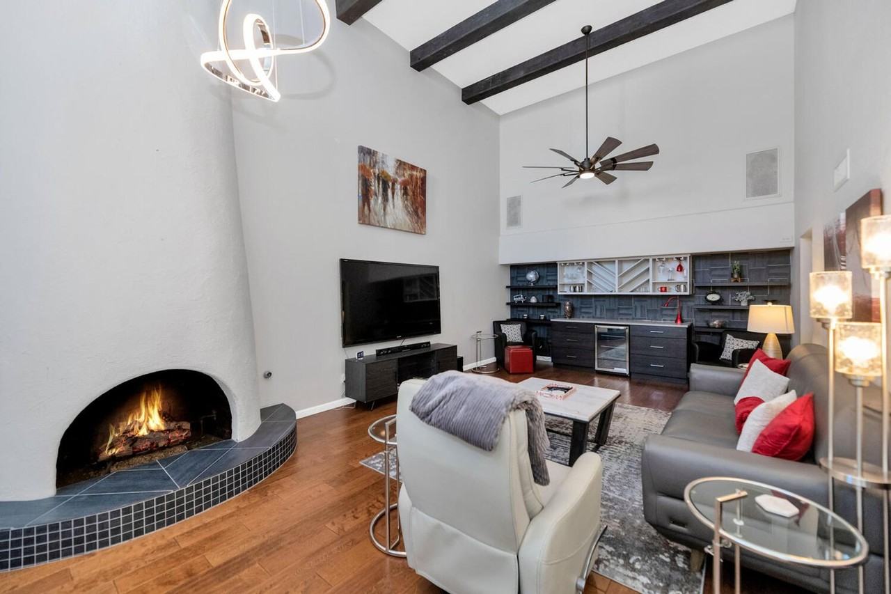 7740 E Camelback Rd - Photo 5 of 27