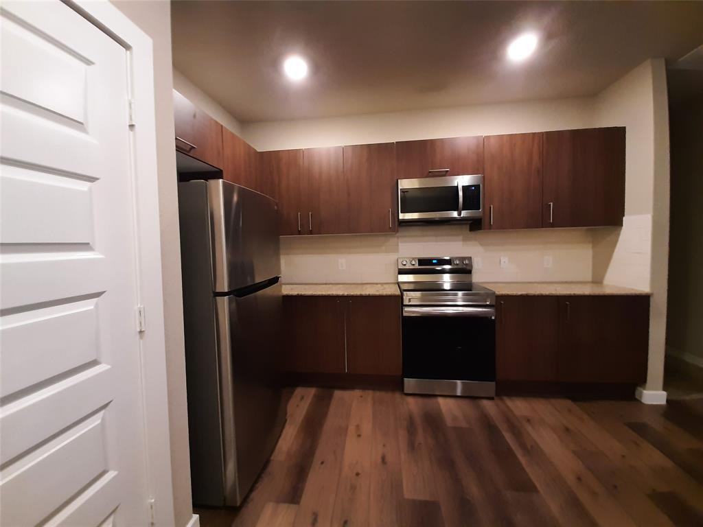 9761 Grosbeak Lane - Photo 2 of 17