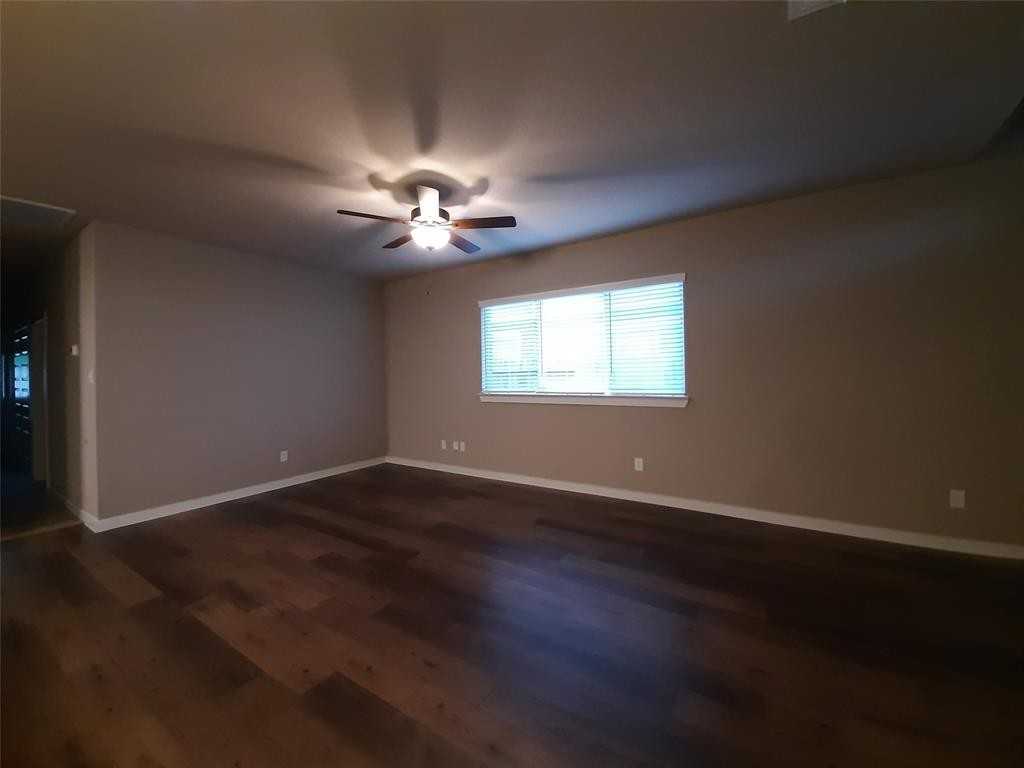 9761 Grosbeak Lane - Photo 3 of 17