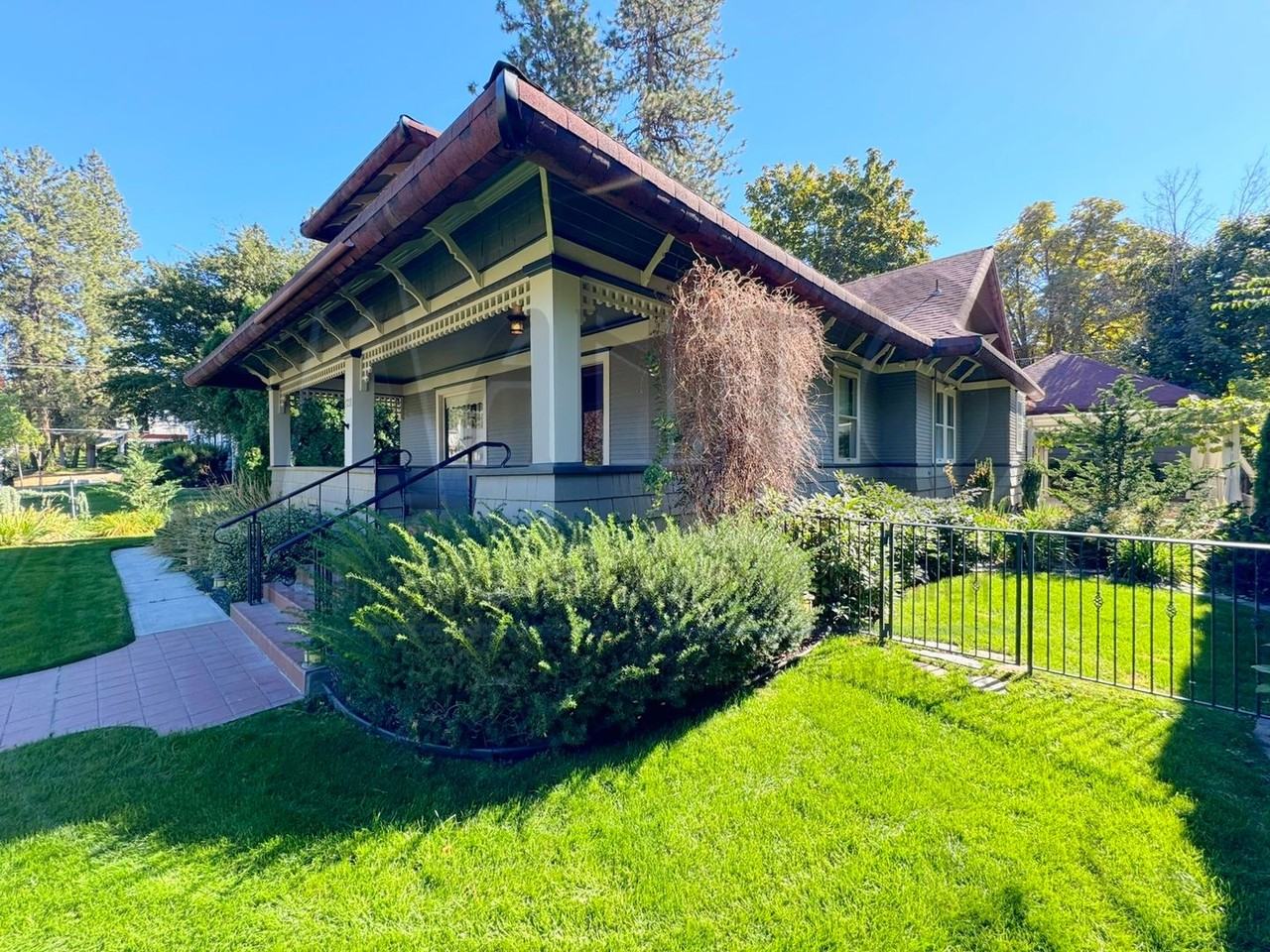 1211 W 13th Ave - Photo 4 of 50