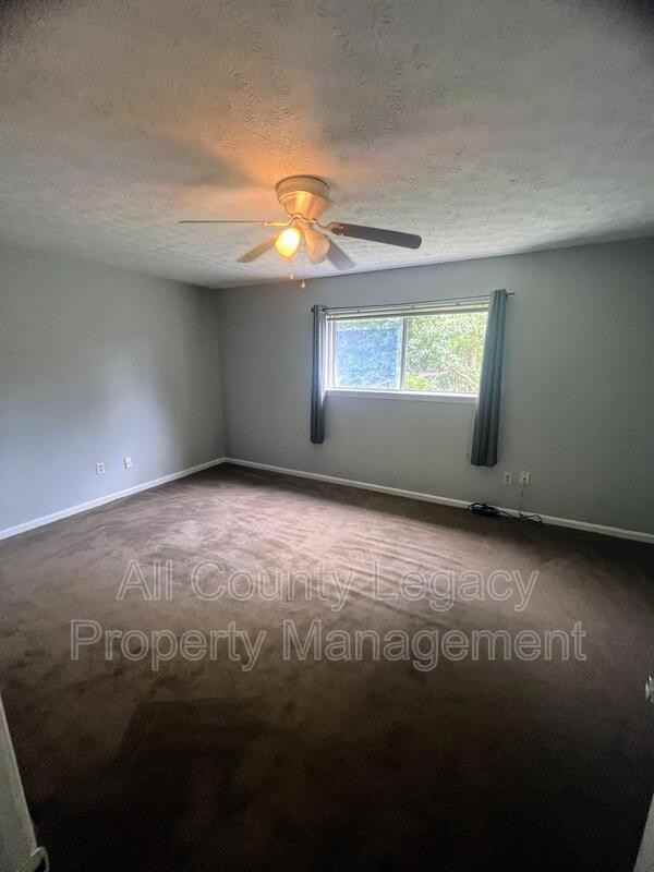 256 Scandia Cir - Photo 7 of 9