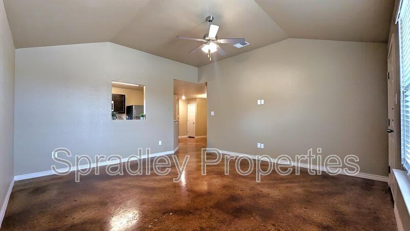 1009 Menard Ct Apt A - Photo 2 of 10