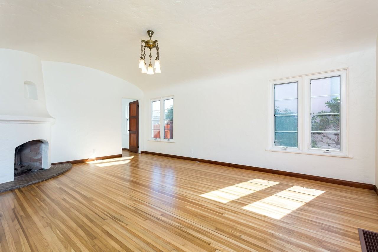 4461 Swift Ave - Photo 4 of 28