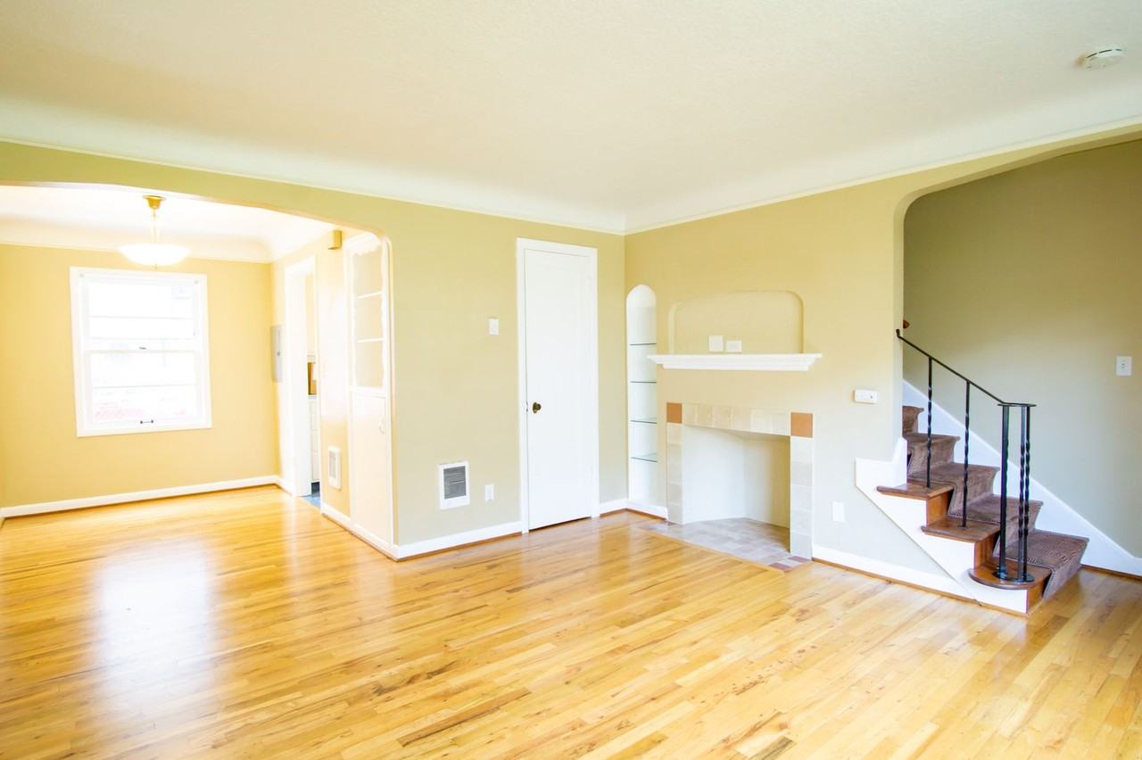 2419 Nw Johnson St - Photo 2 of 23