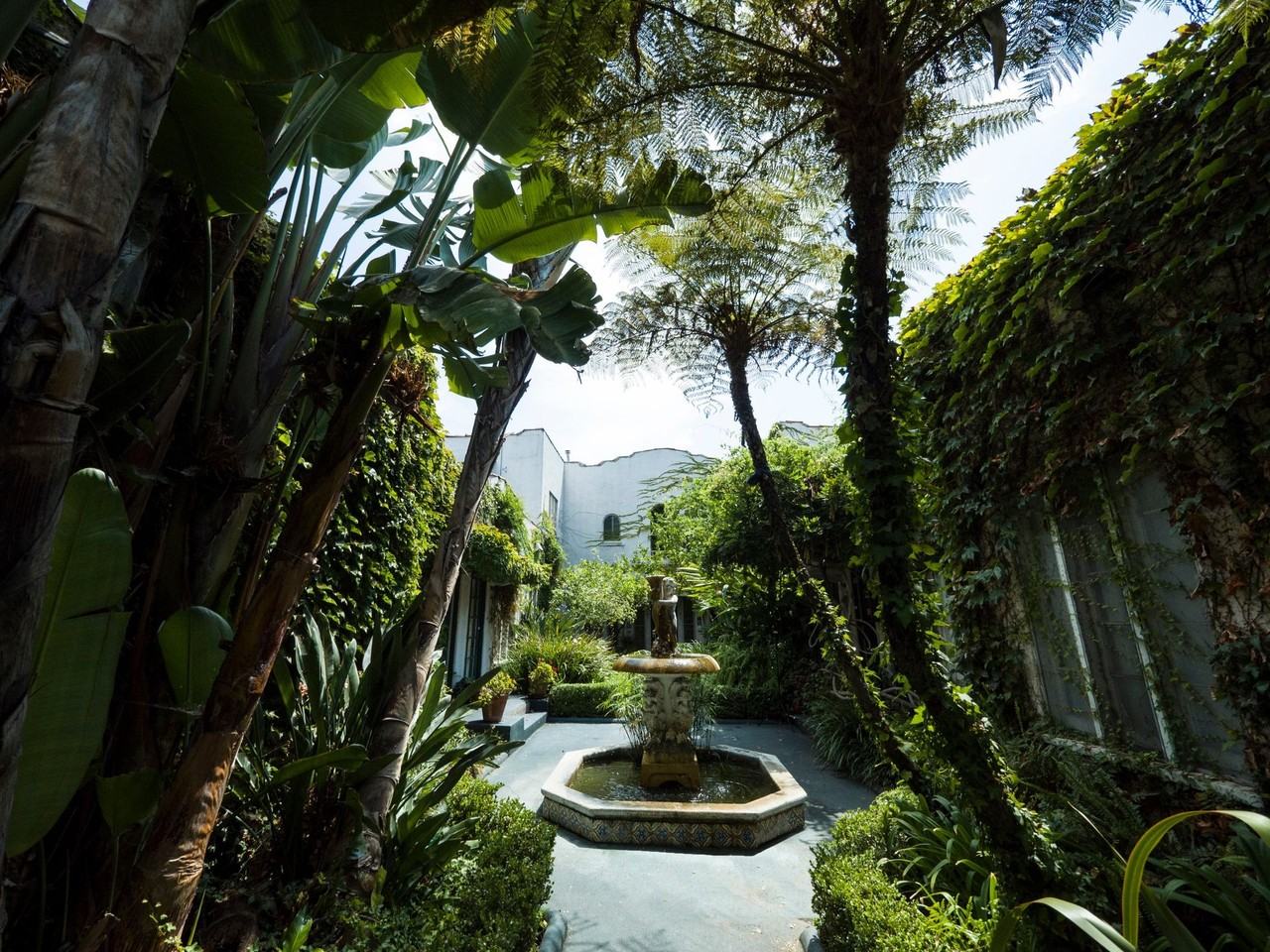 1002-1012 1/2 N. Sweetzer Ave. - Photo 5 of 6