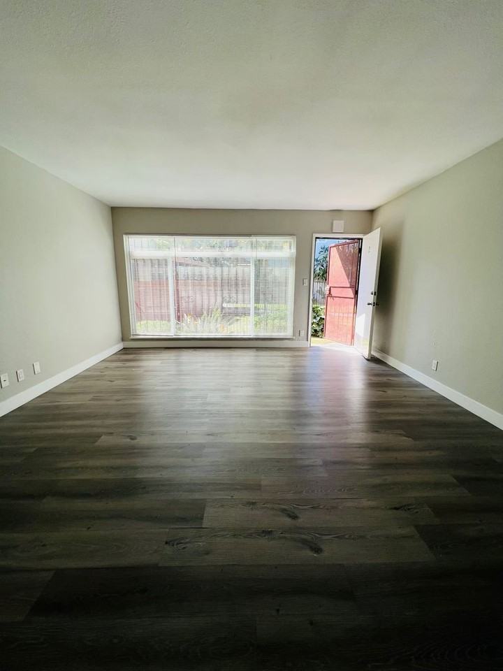 Potomac 3850 LLC - Photo 4 of 46