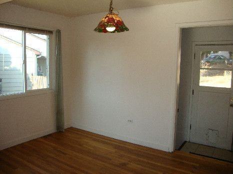2132 W Shannon Ave - Photo 3 of 8