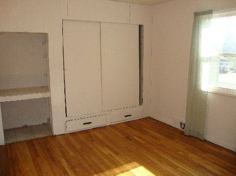 2132 W Shannon Ave - Photo 6 of 8