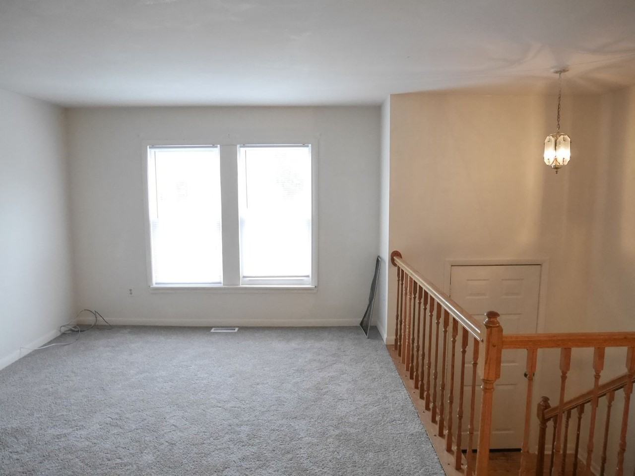 111 Courier Ct - Photo 3 of 28