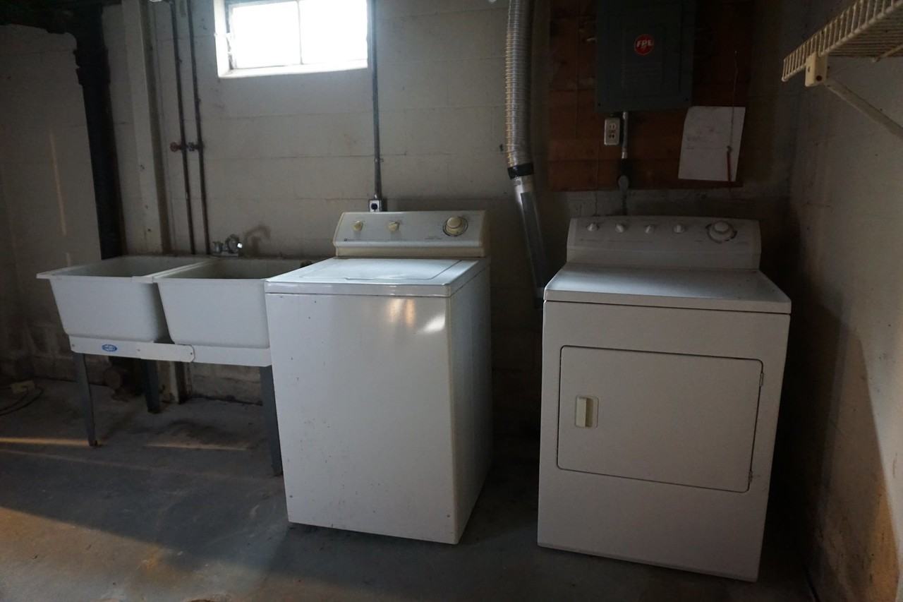 761 Taylor St - Photo 5 of 8