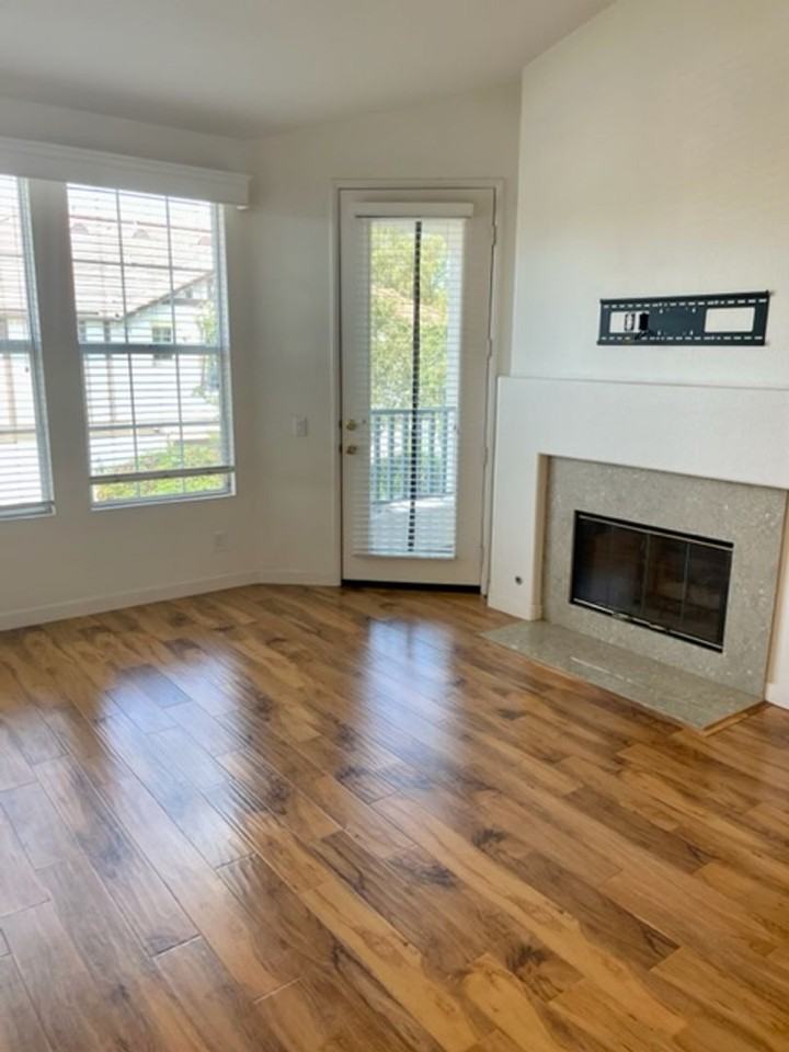 693 Sweet Pea Pl - Photo 3 of 10