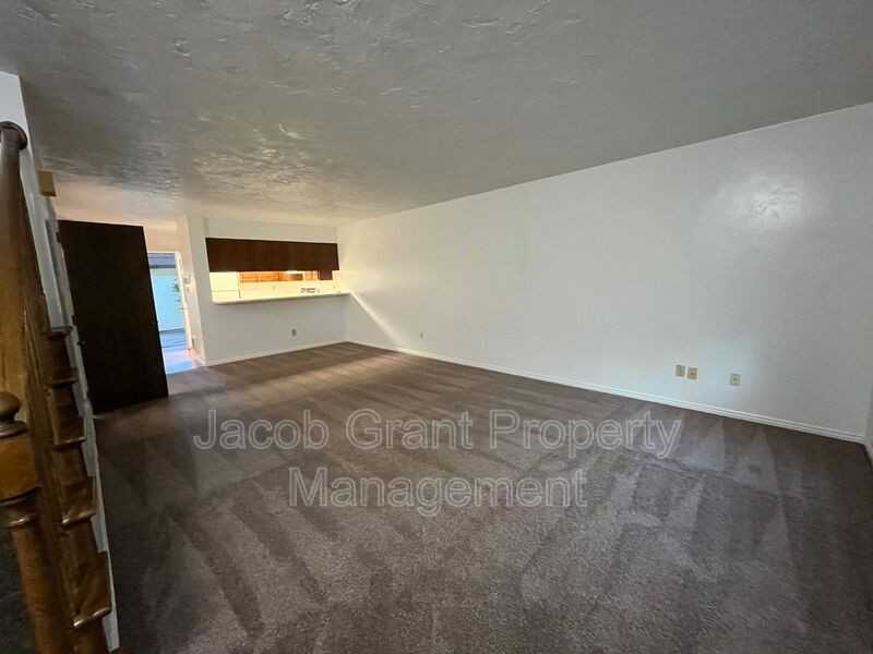 757 Whittier St - Photo 3 of 11