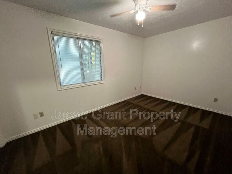 757 Whittier St - Photo 7 of 11